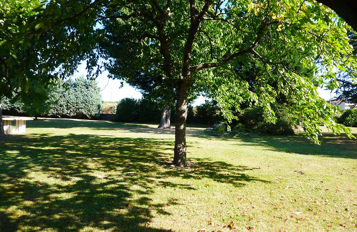 image 3 Saint-Andéol Le Château