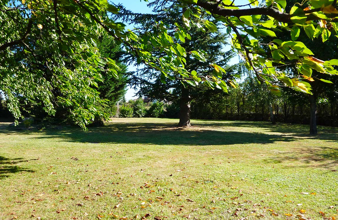 image 4 Saint-Andéol Le Château